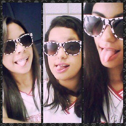 MelloDaiane's tweet photo. #bestfriend #emmyly #ceicinha_galvao http://t.co/X8OL8ydzyl