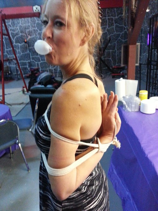 Fooling around at a MRE event. Reverse prayer and bubble gum. Two of my favorite things. http://t.co<a href="/tag/footfetish"class="tags"><span>#footfetish</span></a><a href="/tag/feet"class="tags"><span>#feet</span></a><a href="/tag/fetish"class="tags"><span>#fetish</span></a><a href="/tag/footfetishfriday"class="tags"><span>#footfetishfriday</span></a><a href="/tag/youdeserveit"class="tags"><span>#youdeserveit</span></a>