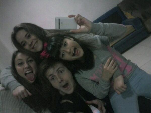 saragutierrez97's tweet photo. En el gariii#derisass :D
@LuuBonett. @AnamariiF. @Frangege_ http://t.co/i7Wn7IjXQm
