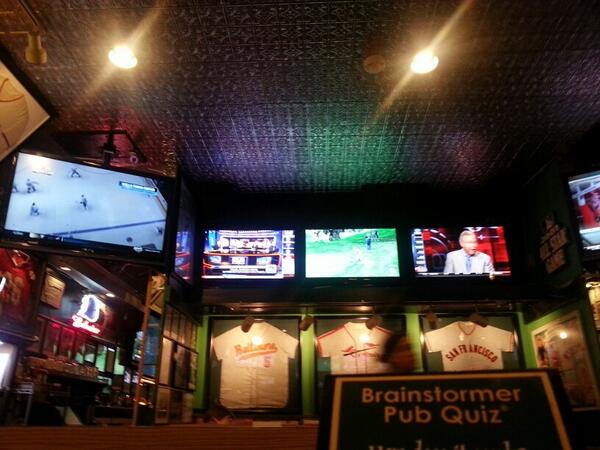 paddlepro's tweet image. Sensory overload at Bobby Valentines's in Stamford.

Gonna have to cheer for UCONN but picked State.  Don't tell