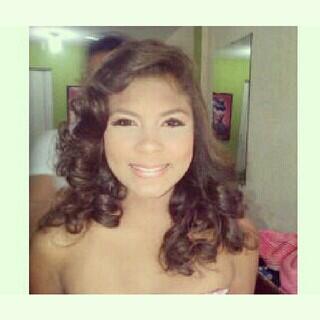 Nestoreduardof_'s tweet photo. La cumpleañera @melanyfv_  te amo♥. http://t.co/8kHuid6VO7
