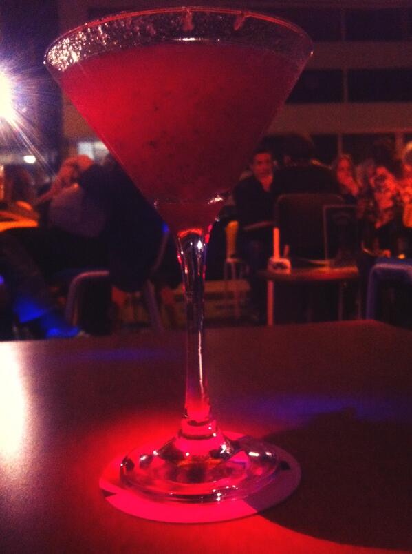 ShakesandFun's tweet image. Daiquirí de Fresa #shakesandfun #MrFun #bar #Bogota