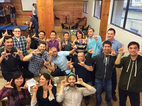 noelpullen's tweet photo. @TypeARamblings #loadletter standing by... #hootescape #hootsuitelife http://t.co/0152L65wsd