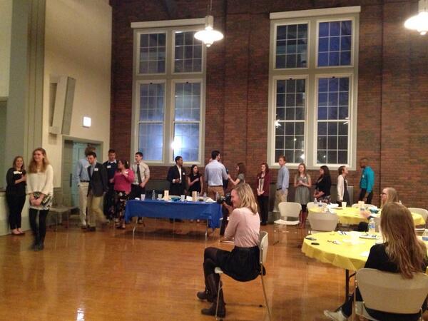 CandiceJJohnson's tweet photo. SGA Getting certificates http://t.co/DQqURjSB96
