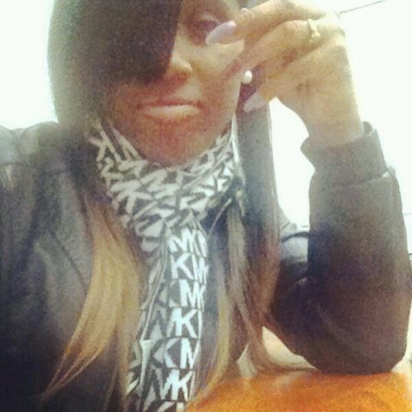 Im3Much_'s tweet photo. Koolin http://t.co/rid2pPSJkw