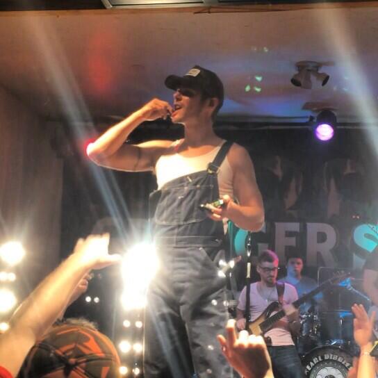 chasefuller35's tweet photo. Great concert tonight @EarlDibblesJr http://t.co/kX5mC7UTFc