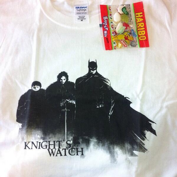 SerEtEstar's tweet photo. Mira, Princesa @mezcladeerrores. Tu Batman y tu Jon Snow, juntos. http://t.co/M7QOciuxzD