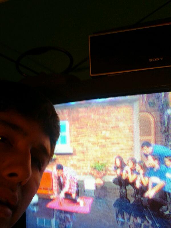 Valentin_8080's tweet photo. Viendo #elmuro por @MCCoficial ... http://t.co/jnsoRosVyy