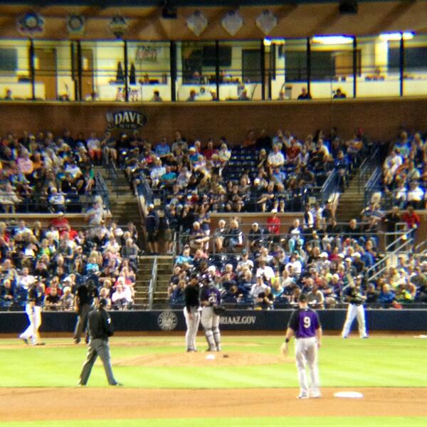 Rockies's tweet photo. #RockiesSpring under the lights. After 5 innings, #Rockies still lead the #Mariners 2-0. http://t.co/HtYCXpgrSP