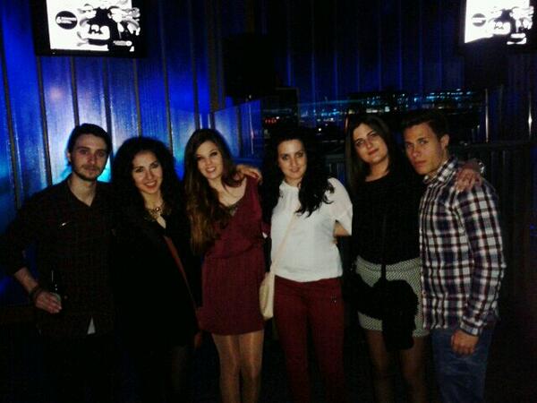 AnaConesa13's tweet photo. Buena Nochecita de docentes en practicas!! tiriririririrtitiriri #elafilaor http://t.co/ZKIihxnf6g