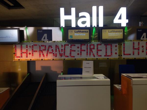 nitschv's tweet image. #Lufthansa doesn&apos;t seem to be the most likable employer in Paris (CDG). #reputationfail