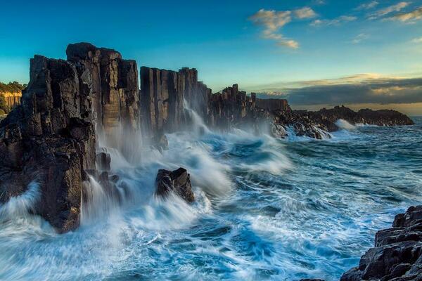 Gabriele_Corno's tweet photo. "The Quarry", Bombo Quarry, Kiama, Australia by Shane Arrold #wave #rock #blue http://t.co/uQ0ppYwXax