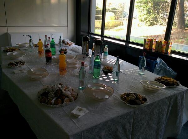 alex82y's tweet image. L&apos;ora della merenda! #coderdojomi @CoderDojoMi