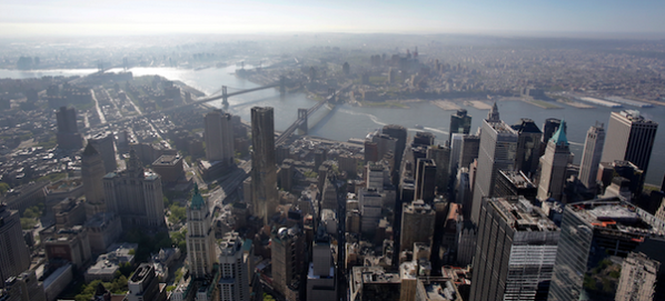 Gizmodo's tweet photo. One World Trade security official resigns after daredevil break-ins. http://t.co/AwGUk9qemV http://t.co/5oNNq8N8Th