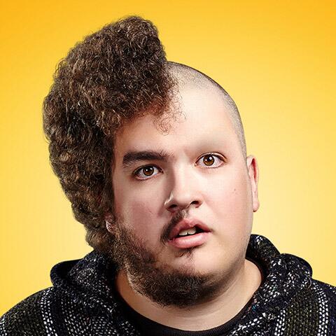 JoshAnyaHolly's tweet photo. Shaving half your head is bad, but it could be a lot worse. http://t.co/TyAt8QZhIL #ilostabet http://t.co/KRThM14DGH