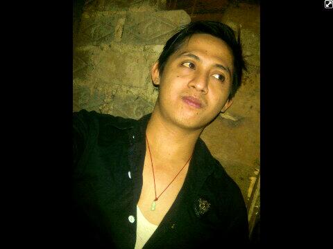 SugengAtef's tweet photo. @xGayBandunGx ikut promote lg yaa min pin:27fe4b4e kopo bandung mari berteman :)#GB promote http://t.co/6OKB3Kbyjq