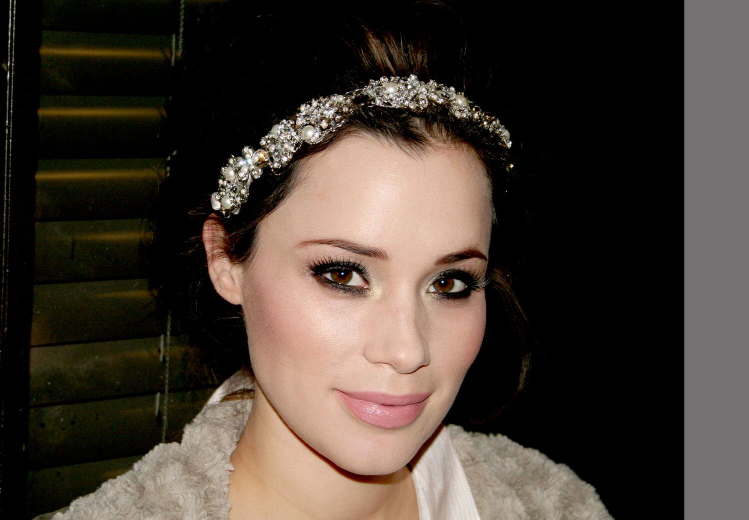 Bj5SKMRCcAECOOv.jpg:large