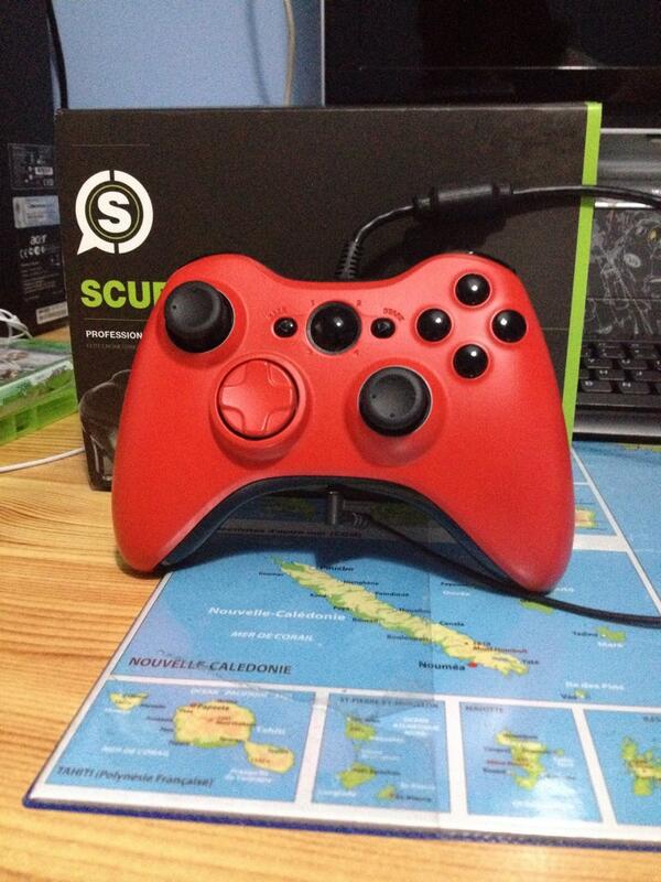 RewizA_'s tweet image. Je fais gagner mon ancienne scuf classic ! #RT &amp;amp; #Follow :)