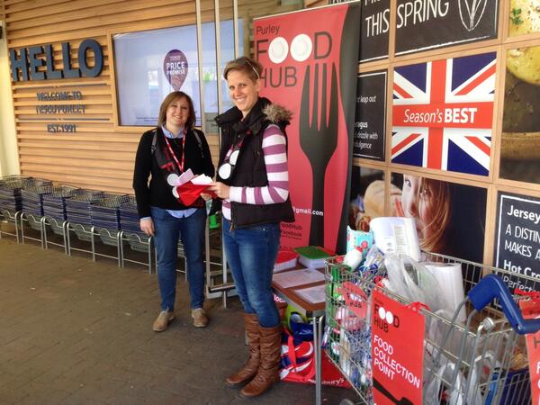 PurleyFoodHub's tweet photo. Our wonderful volunteers doing a great job outside Purley Tesco! They love it when you say Hi... :) http://t.co/G0Zw5RZJul