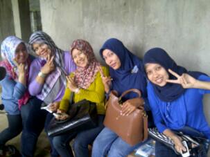 nekagustida's tweet photo. Temans kampus.. http://t.co/ieHNUlsfLx