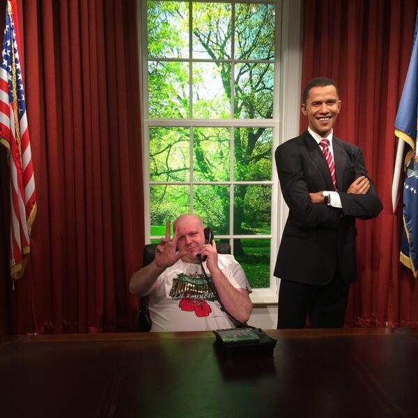 SmallSammyT's tweet photo. Won't be at work Monday to busy running America lol # busy man lol http://t.co/1VMuCOPWEc