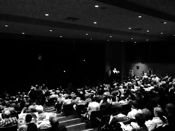 Full House first show! #VirEwigEnAltyd @Henniewtf @AbsaKKNK <a href="/kritredaksie/">krit</a>