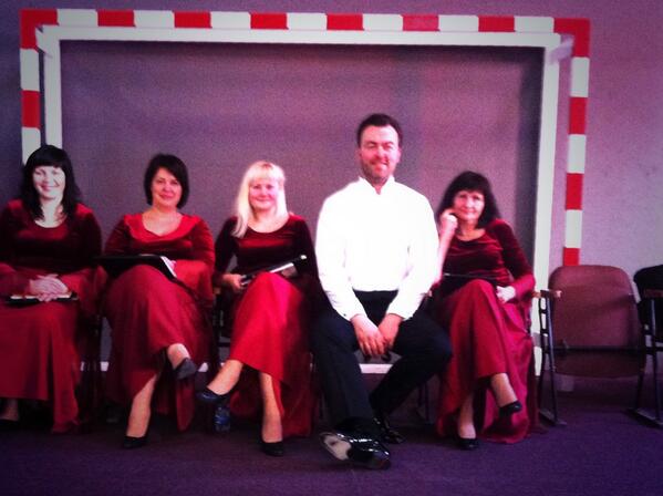 Vienos vārtos! Talsu apriņķa 4. sieviešu koru salidojums Balgalē.