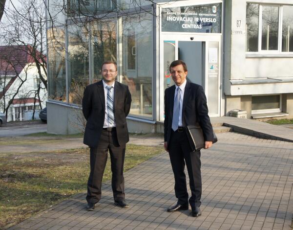 AMB_DMcCarthy's tweet image. Met w/KTU University Rector &amp;amp;visited Center for #Innovation &amp;amp; #Entrepreneurship. Strong #US #Lithuania links.#Kaunas