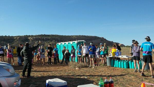 MadMooseEvents's tweet image. #behindtherocks #50k Getting ready to start.