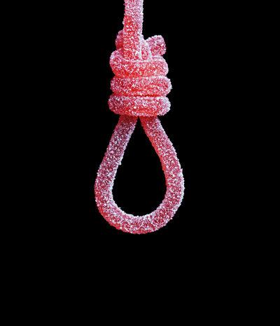 OttomatedSucces's tweet photo. Eating too much sugar could lead to heart disease http://t.co/8yVsxnfN6R http://t.co/gxnNgGtspT