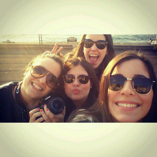 claudiavadillo's tweet photo. Días bonitos en una Alemania nada fría y con gente más bonita todavía, que más quieroooooo! http://t.co/WRhSW6Ha0R