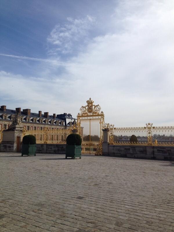DrTonieshaT's tweet image. I could be wrong but I think .@ChappaShow .@donniedmoreland and I walked every inch of Versailles.  #PVIMS2014
