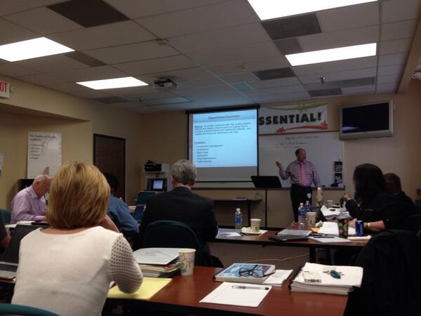 CityOfFayNC's tweet image. Engineering &amp;amp; Infrastructure Director Rusty Thompson presenting his department to Council #E&amp;amp;I #programbudgeting