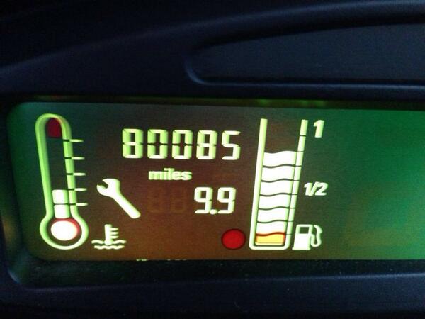 aledshearn's tweet image. #boobs