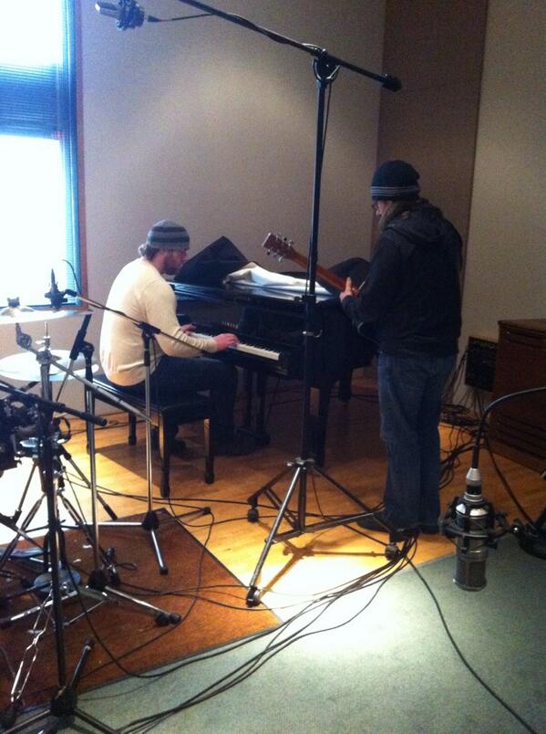 EMACrecording's tweet image. Lots of recording today with @TheMesses . Masters of beautiful acoustic riffs.