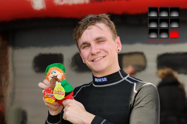networkimages's tweet photo. @AronSmith_ @Chromedition @MicksGarage @LaurenTaylorlj @gemnewman #aron40 http://t.co/agqU7xTc8V