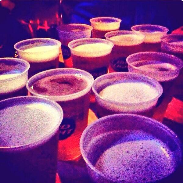 KilroysSports's tweet photo. Mmmmmmmmmmmmm, Beer!!
#BladderBust #FridaysAtSports http://t.co/8E9nS6Dk3L