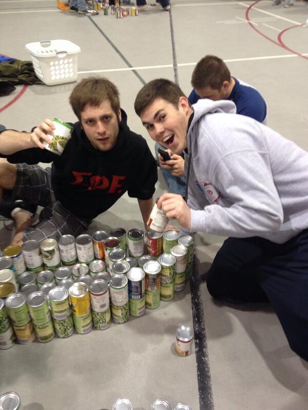 Brothers <a href="/n_evans92/">Nick Evans</a> and Patrick Crawford helping to build our can castle #VDBL