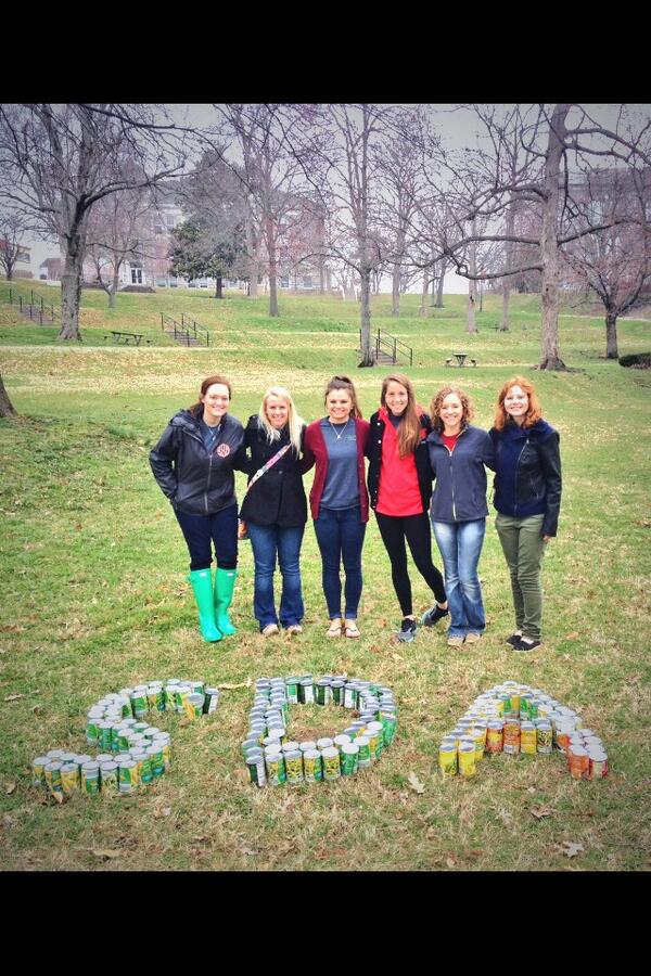 SDASemo's tweet image. Woo CANstruction! #restockthefoodpantries