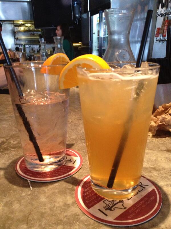 giggleah's tweet photo. Drinking some refreshing drinks on this crazy-beautiful day @Workhorsebar http://t.co/QjJJzDOA0V