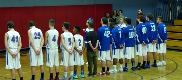 InterLakesBBall's tweet photo. Throwbackkkkk http://t.co/ROaS3G8hZJ