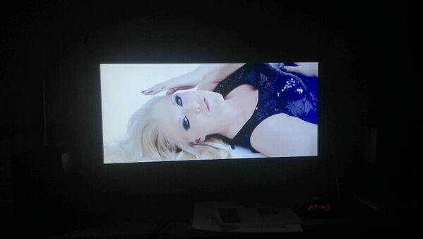 Not stopped playing this today! Even at home people have their feet moving :-) #Blink #NewTune #BestSongEver