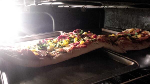 TheDerivative's tweet image. Not sure what this is but i'm going to enjoy it. #foodexperiments