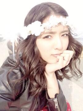 0924Girls's tweet photo. きゃれんよりしゅーかの方が人気あるんかな？
きゃれん好きな人rt
しゅーか好きな人ふぁぼ
どっちも好きな人rtとふぁぼー http://t.co/Tp934rrSxE