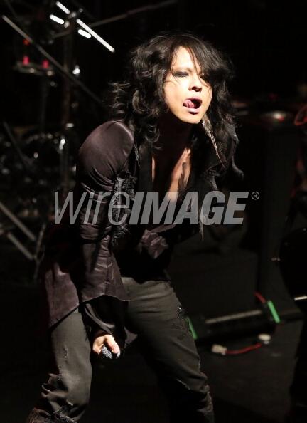 LArc_Chile's tweet photo. VAMPS http://t.co/smH40hJf6u http://t.co/FQkI0ZFOf6
