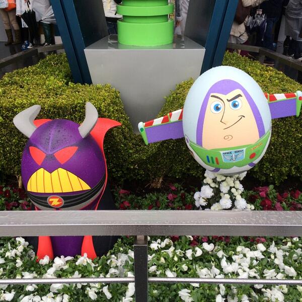 Mezzomikiのディズニーブログ V Twitter プラネットm前にはバズとザークが登場 Http T Co Ibigx8u5db