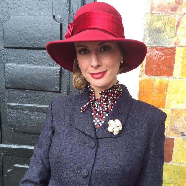 FCOGeroZivicCol's tweet photo. Esta noche gran estreno de @DrMata_RCN a las 8pm por @canalrcnmsncom con nuestra  @Geraldine_Zivic !!!! http://t.co/FRGfdLD16X