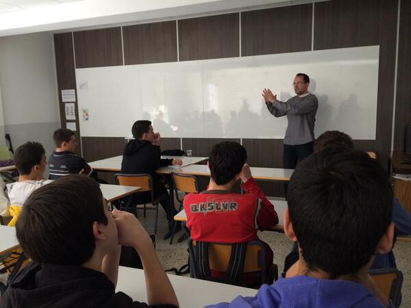 FEDACXarxa's tweet image. Xerrada a 1r de batxillerat sobre emprendre #projectegalileu #escolaxarxa