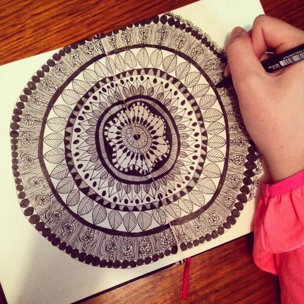 demioc's tweet photo. #graphicdesign #mandala http://t.co/92jqp2VyW2