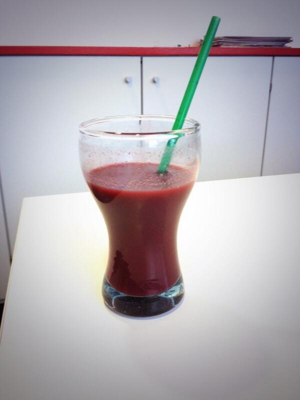 CloseUpMag's tweet photo. We are loving our juice this morning! Thanks so much @TheJuicePod xx http://t.co/0XiRIfLZbz